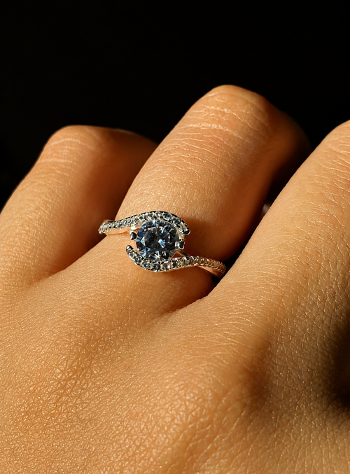 Anillo Abrazo de Luz