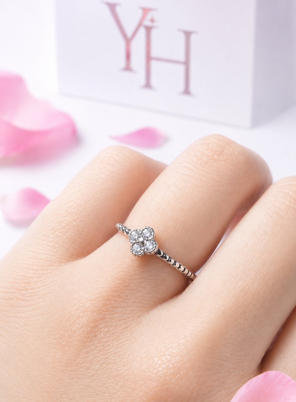 Anillo Trébol de Luz