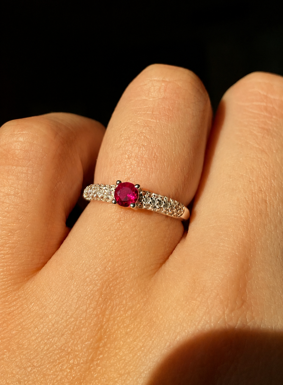 Anillo Promesa Carmesí